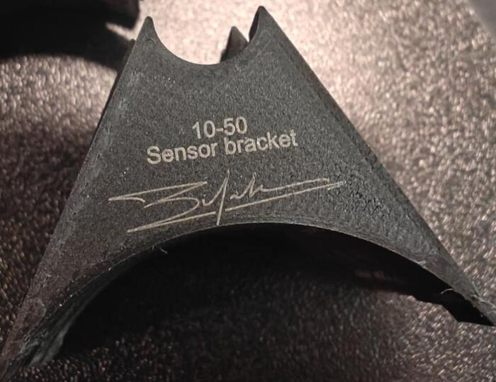 Sensor bracket
